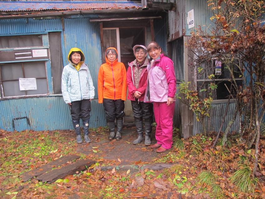 OKR山楽会紅葉と枯葉吹雪,暴風雨の大ぼさつ